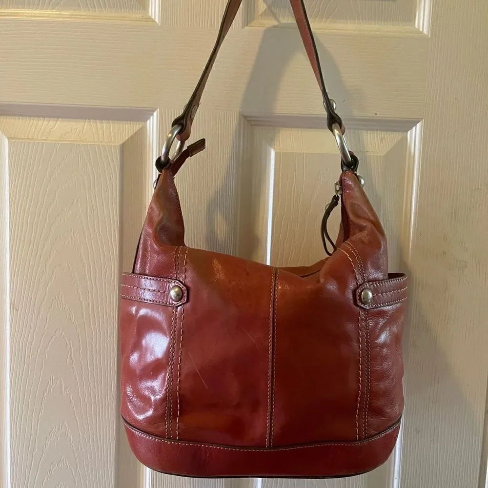 Fossil leather distressed red  Medium bucket style shoulder bag stitching accent